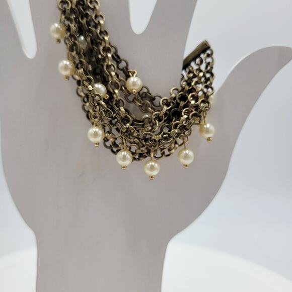 VTG Pinned Pearl Cuff Bracelet 8" Gold Tone White Beads Wide Toggle Closure - Picture 7 of 13